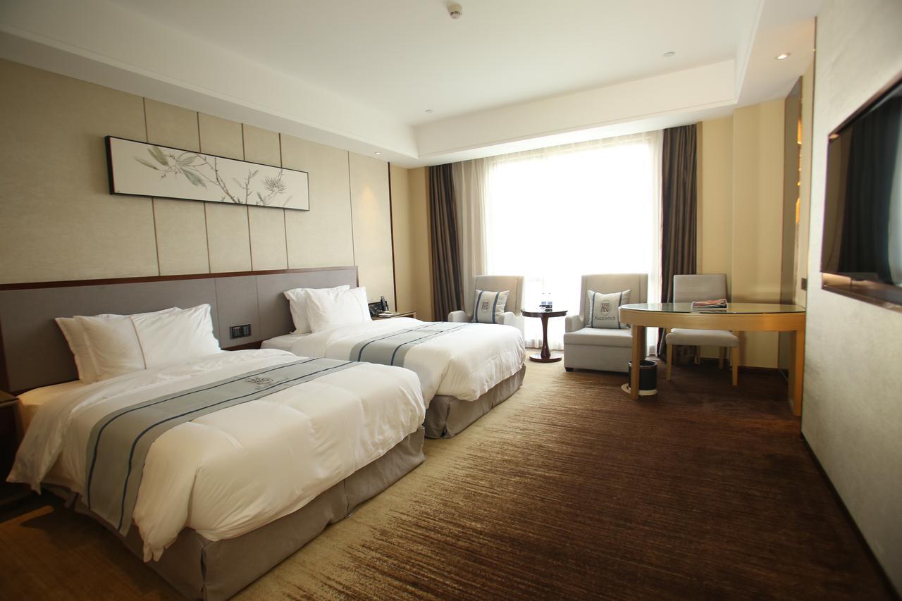 Shenzhen Kaileiston Hotel Exterior photo